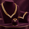 Ensemble Diamond Collier + Bague+Bracelet 2027 - طقم دايموند بلون ذهبي — عقد، سوار وخاتم