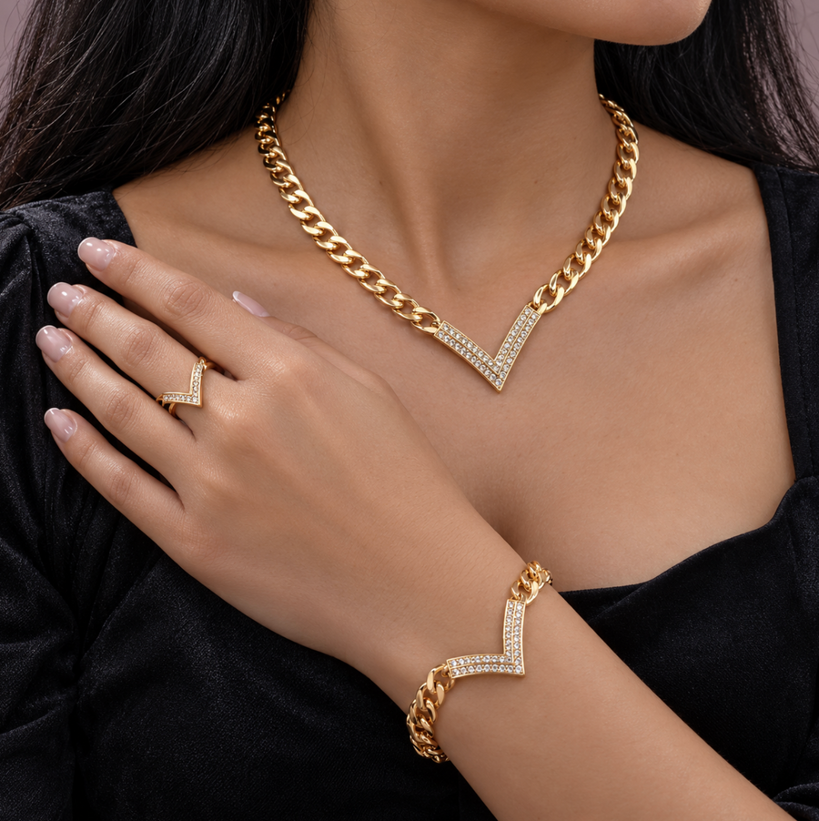 Ensemble Diamond Collier + Bague+Bracelet 2027 - طقم دايموند بلون ذهبي — عقد، سوار وخاتم